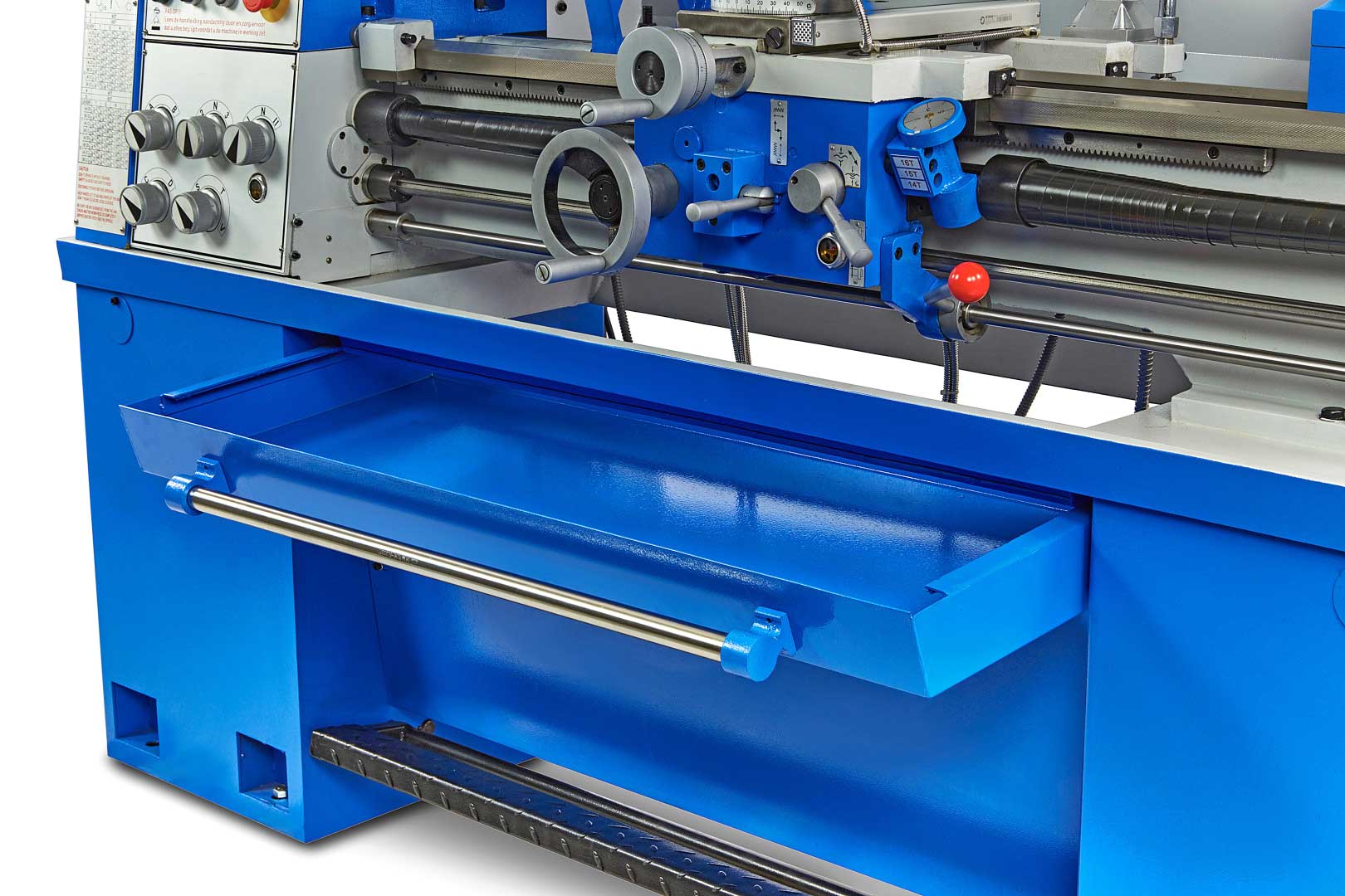 HBM 400 x 1000 LCD-DRO, profesionální hrotový soustruh na kov, vrtání osy vřetene 52 mm, 3 převodovky v oleji, 3-osé digitální odměřování, plně vybavený, motor 2.2 kW, 400 V, 900 kg