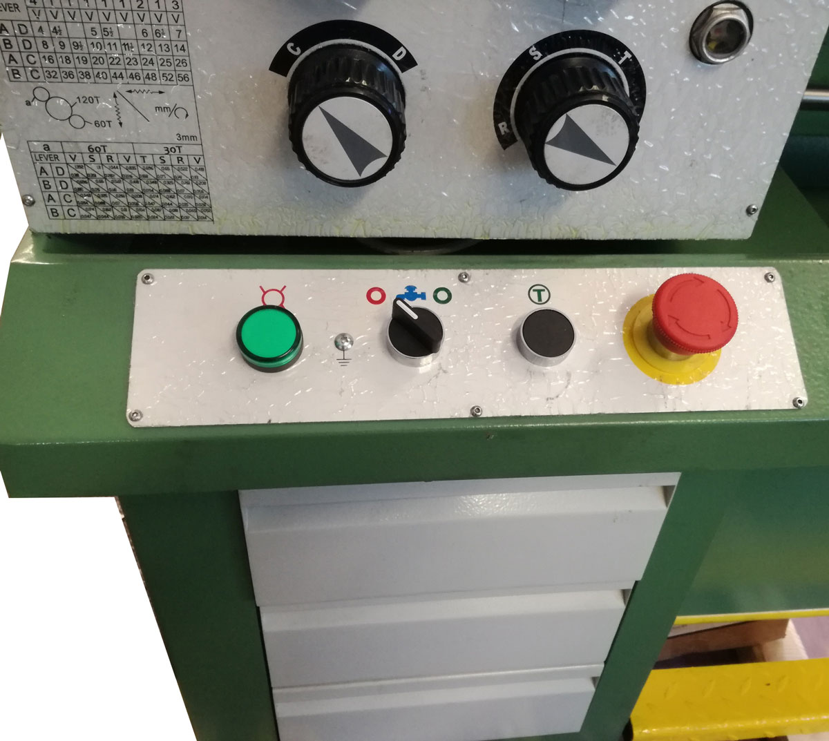 Warco GH1439, klasický hrotový soustruh na kov s převodovkou, 230 V, 800 kg