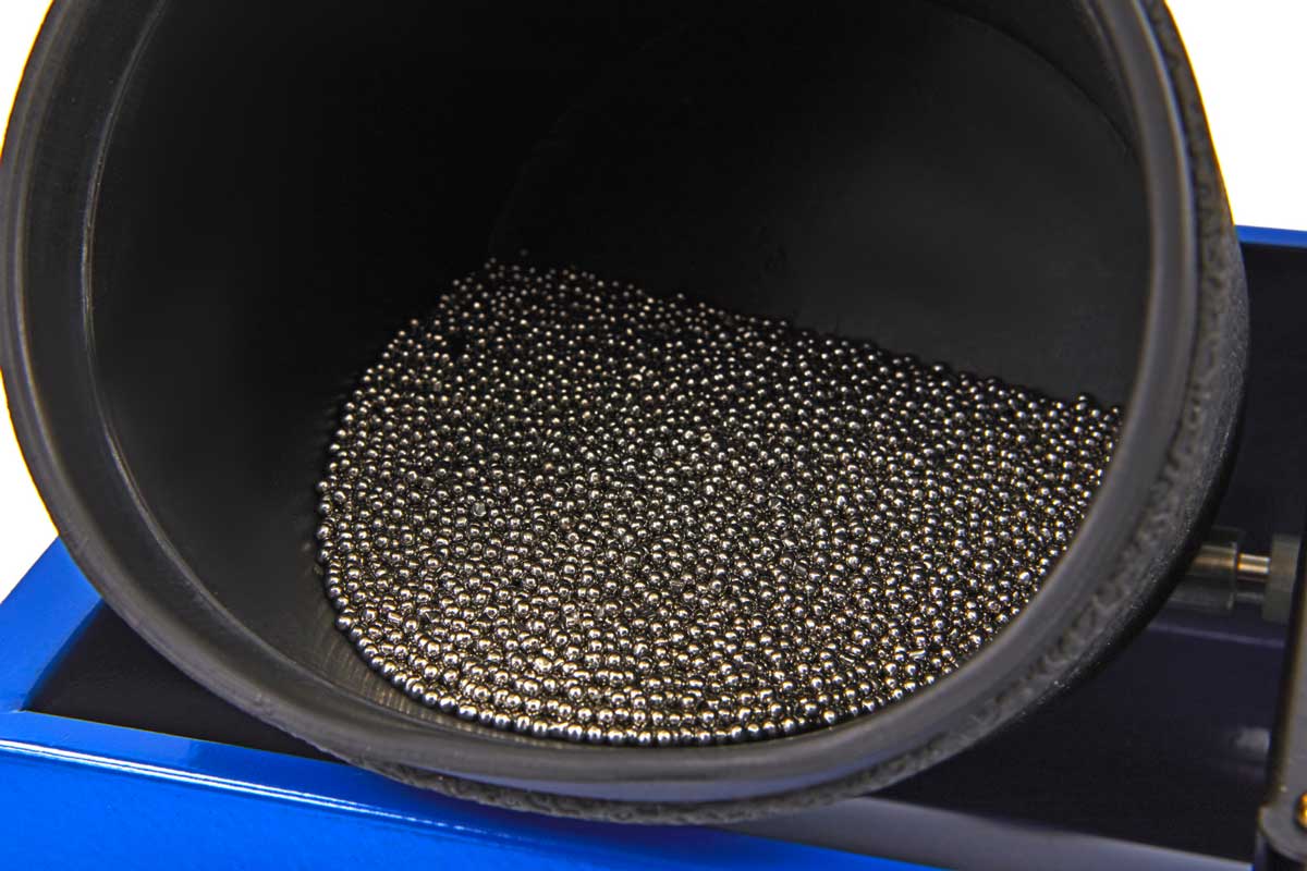 Leštící kuličky pro leštící buben, průměr cca 2 mm,  1 kg
