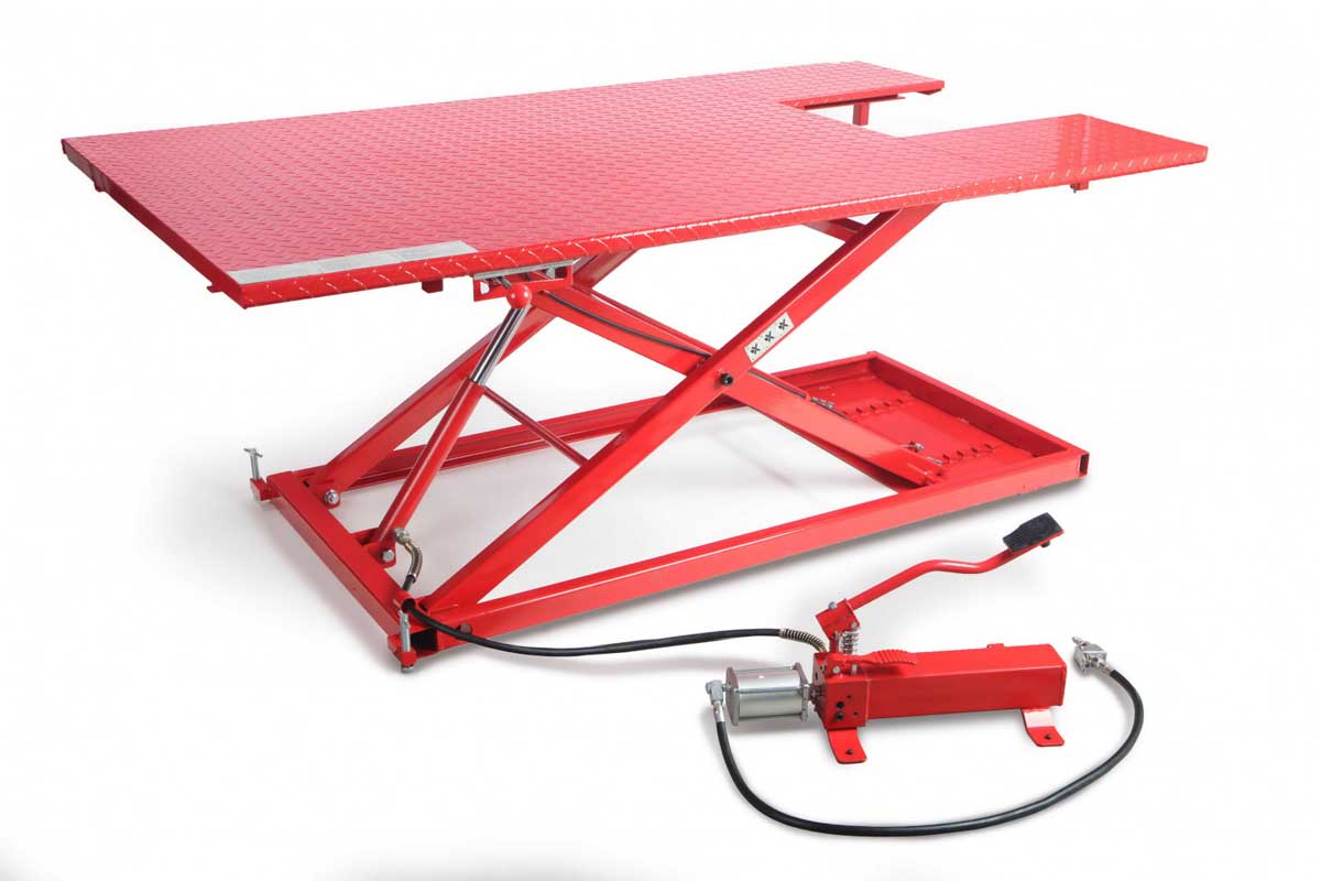 Robustní zvedák na čtyřkolky Quad 400 s hydraulicko-pneumatickým ovládáním, zvednutí až 700 kg, hmotnost 300 kg