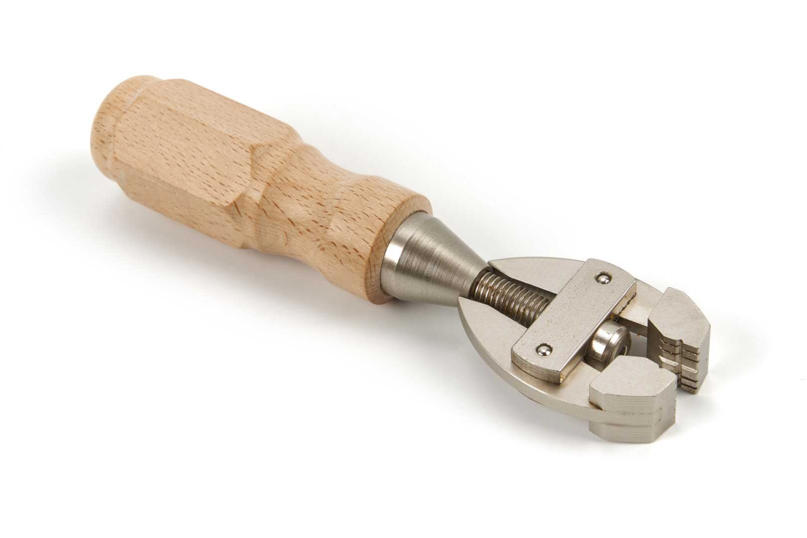Malý ruční svěrák 15 mm s utahovací rukojetí pro drobné práce, celková délka 140 mm