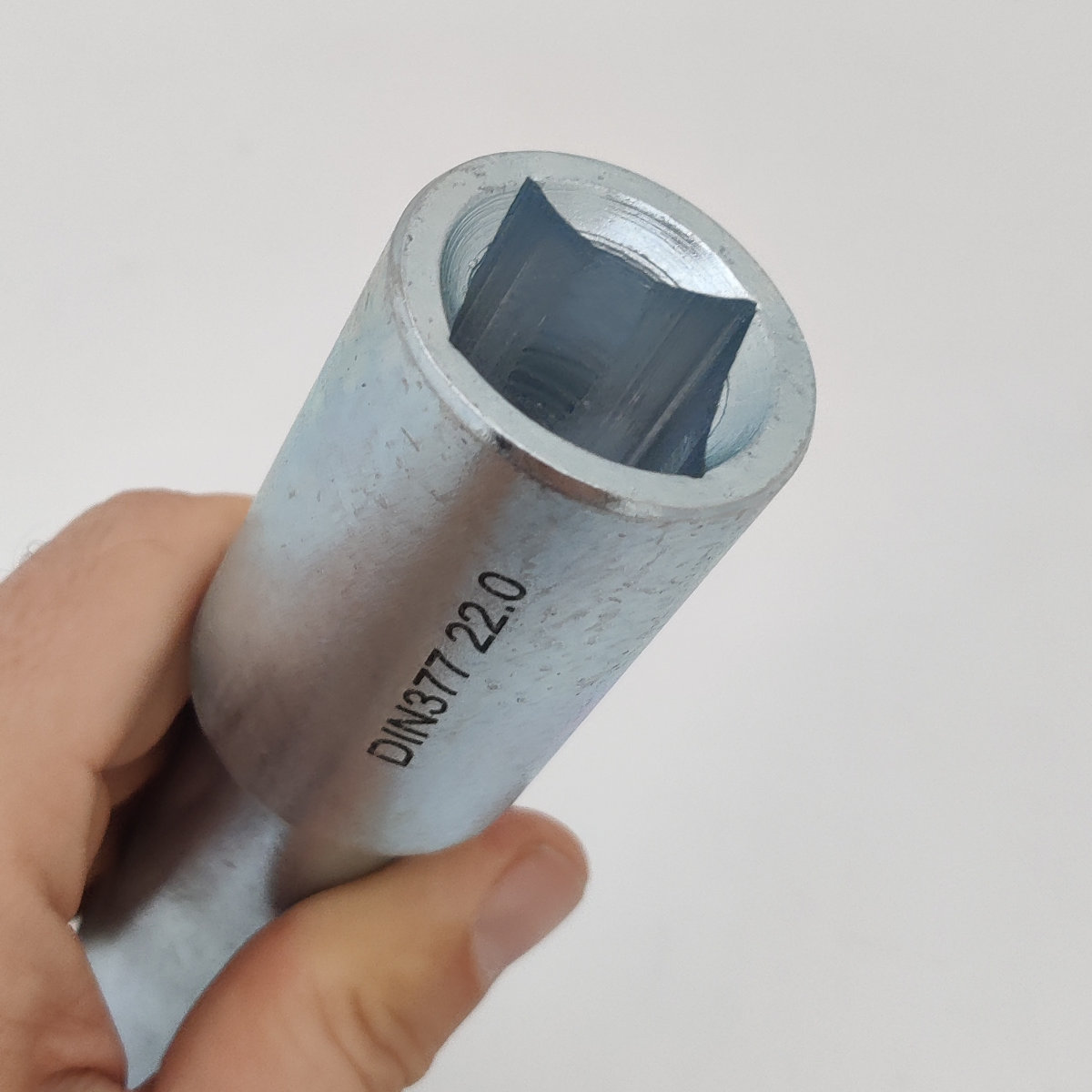 Nástavec závitníků, DIN 377, rozměr 22 mm, délka 220 mm, KM