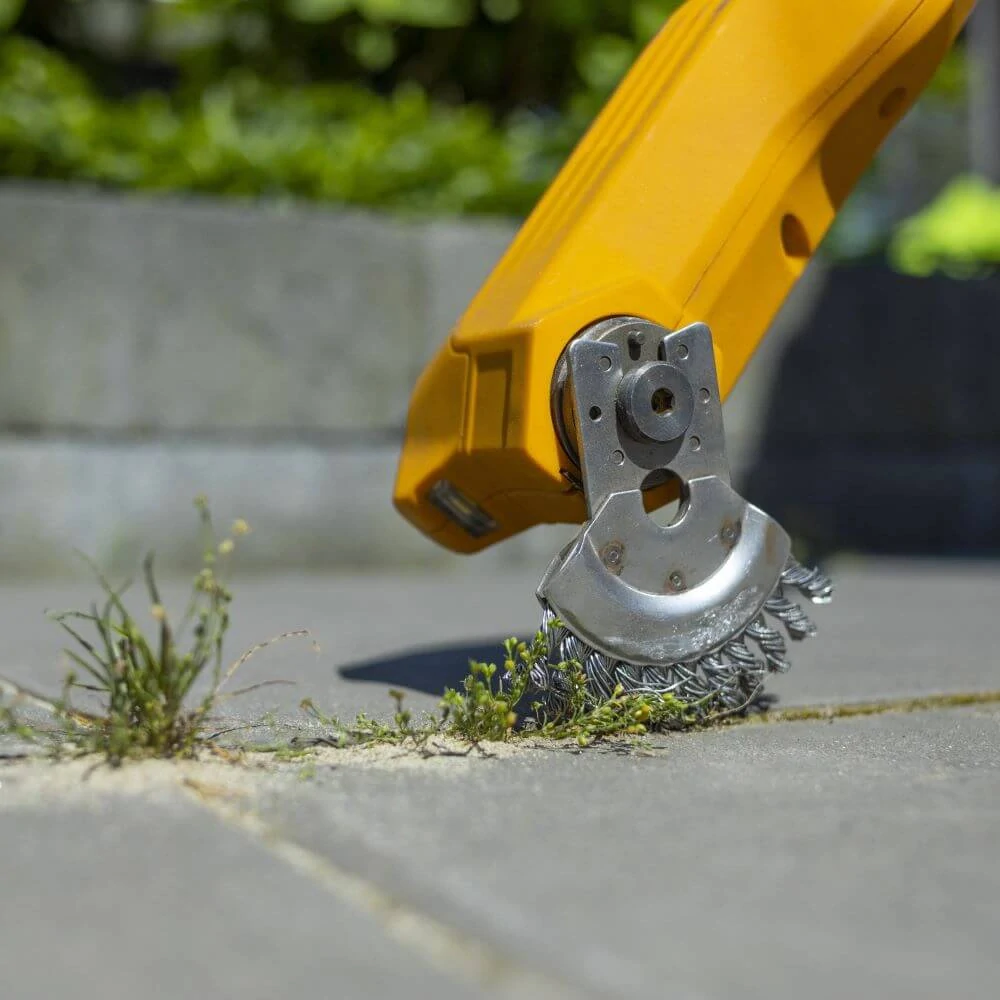 Aku bezdrátový kartáč na čištění spár, odstraňovač plevele, mechu a nečistot, 12 V, Fixxbrush BATAVIA