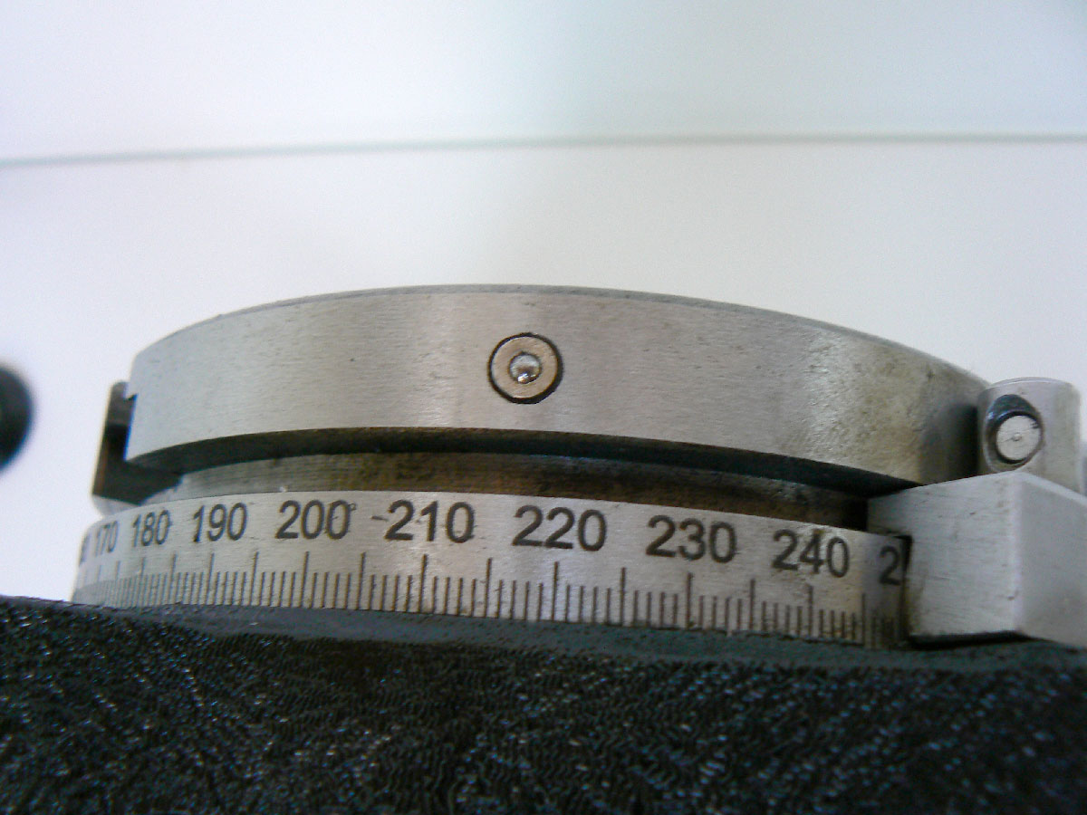 Horizontálně-vertikální otočný stůl HV5, 125mm, Warco