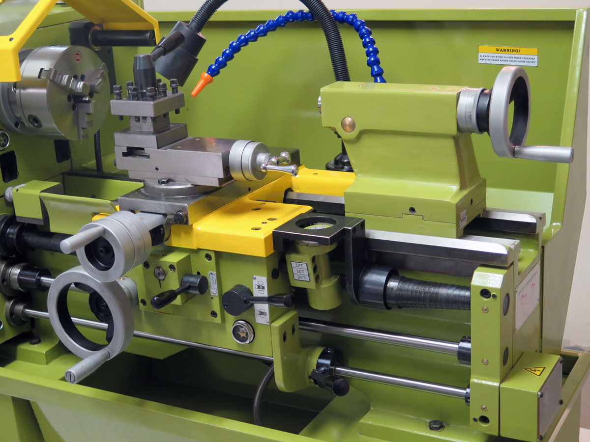Warco GH1322, hrotový soustruh na kov s převodovkou, 400V, 600 kg