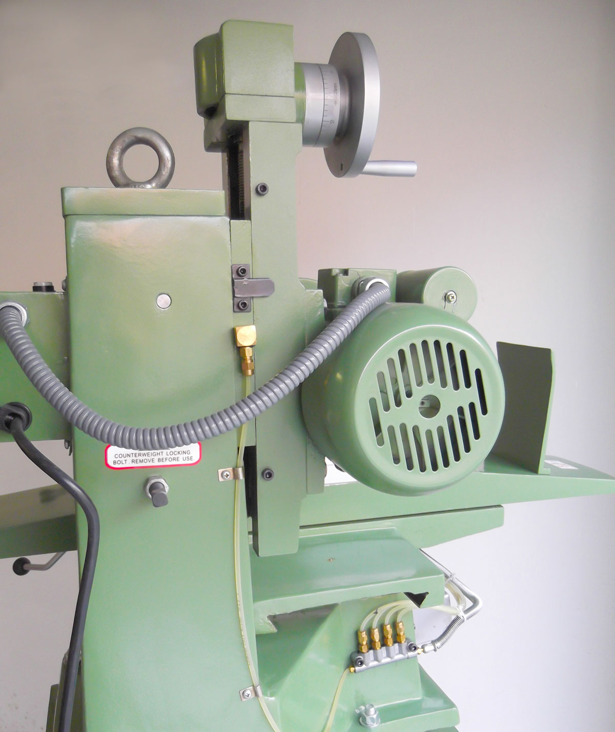 Bruska na plocho s magnetickým stolem a centrálním mazáním - 300 kg, Warco