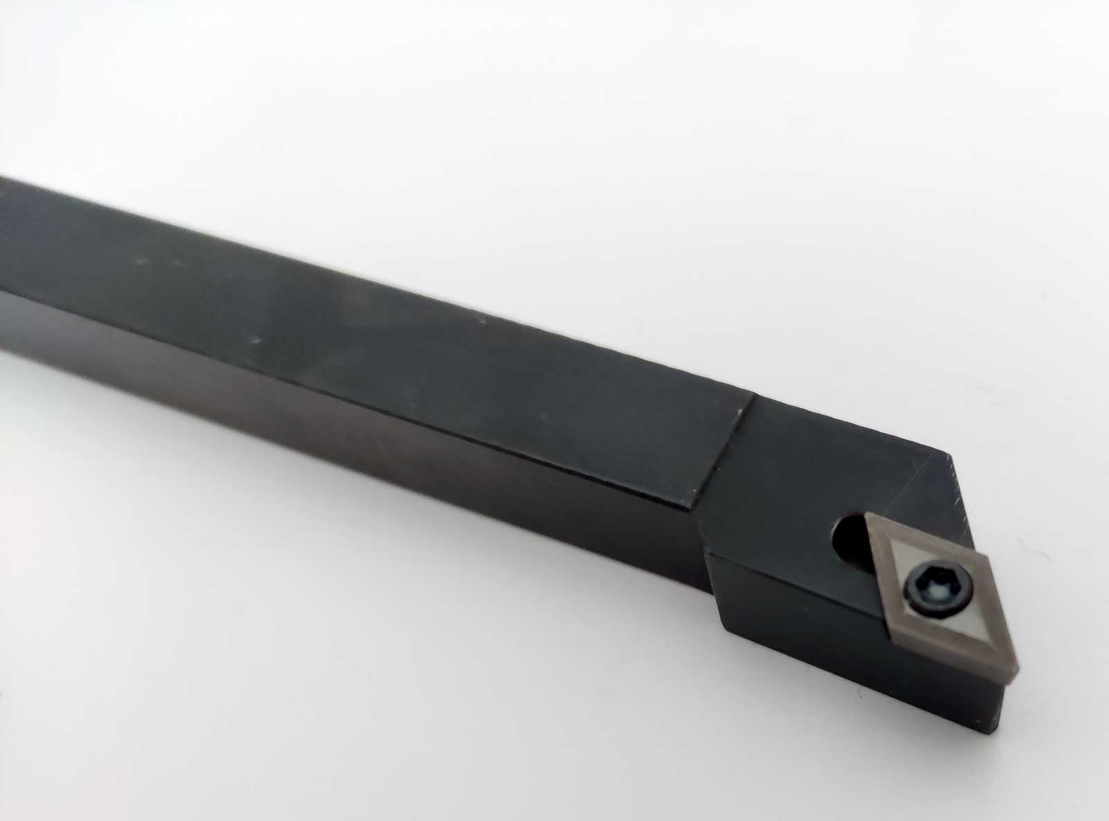Soustružnický nůž SDJC levý 3/8" (9,5 mm) s výměnným VBD plátkem DCMT 06, Warco