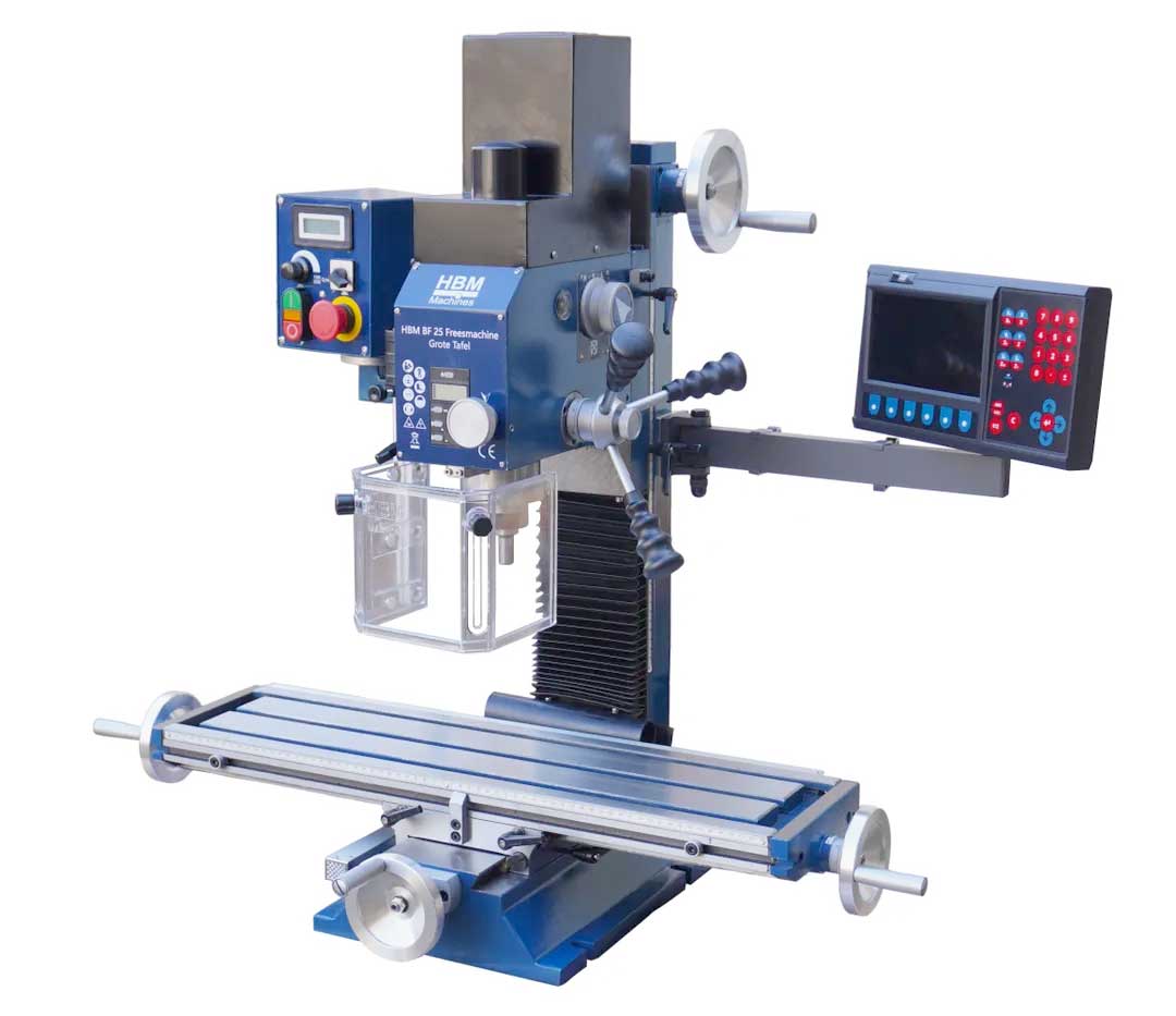 HBM BF 25 - frézka na kov, vario otáčky, velký stůl, 3-osé odměřování s LCD displejem, kužel MK3, 160 kg