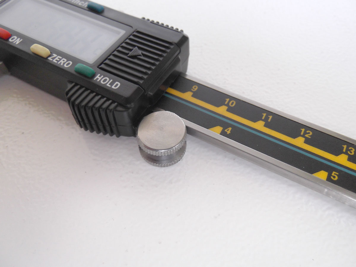 Posuvné měřítko digitální 150 mm - DIN 862, metrické i palcové, mnoho funkcí, KM