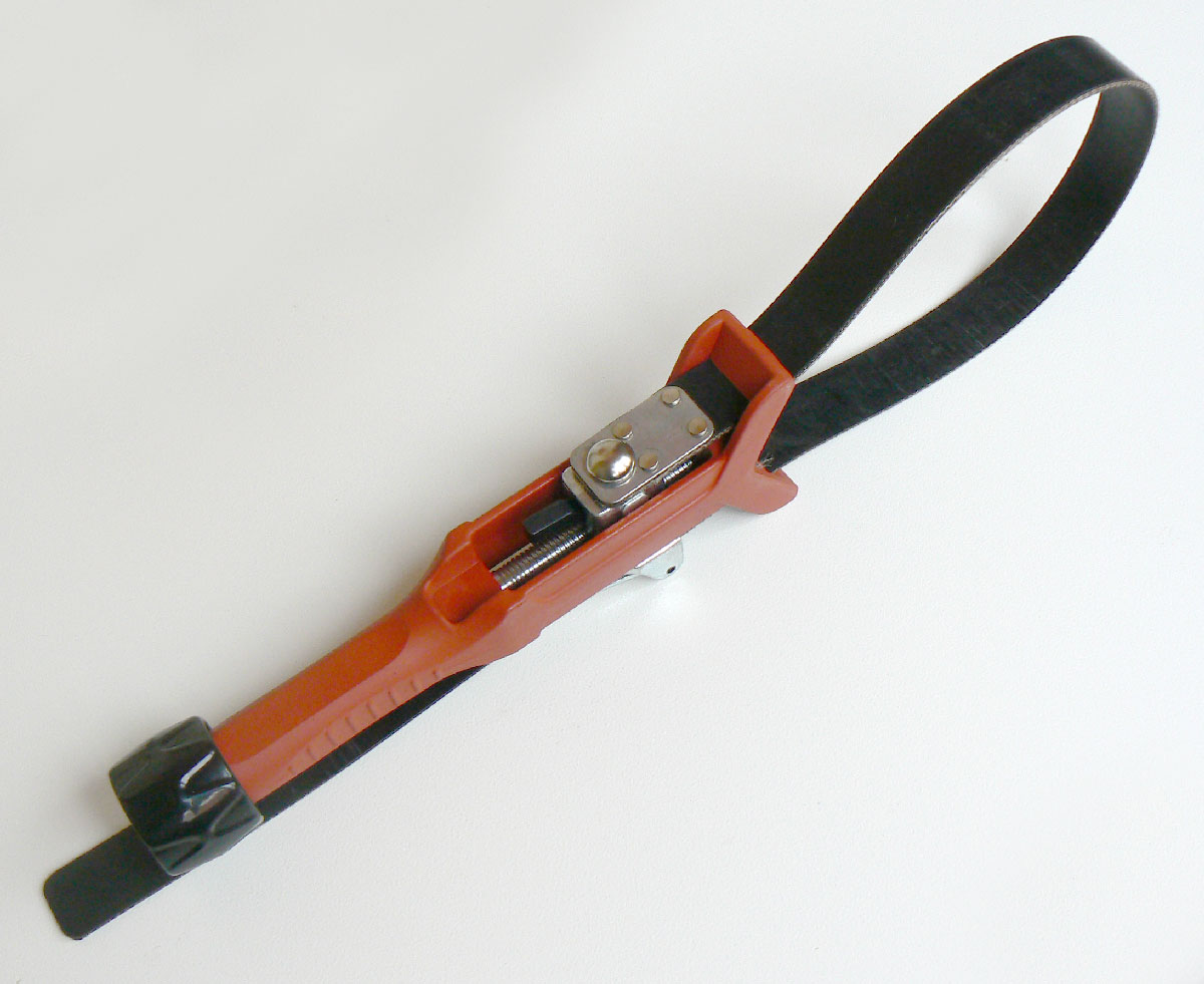 Klíč na olejové filtry velký, pásový, stavitelný, do 160 mm, Condor Werkzeug