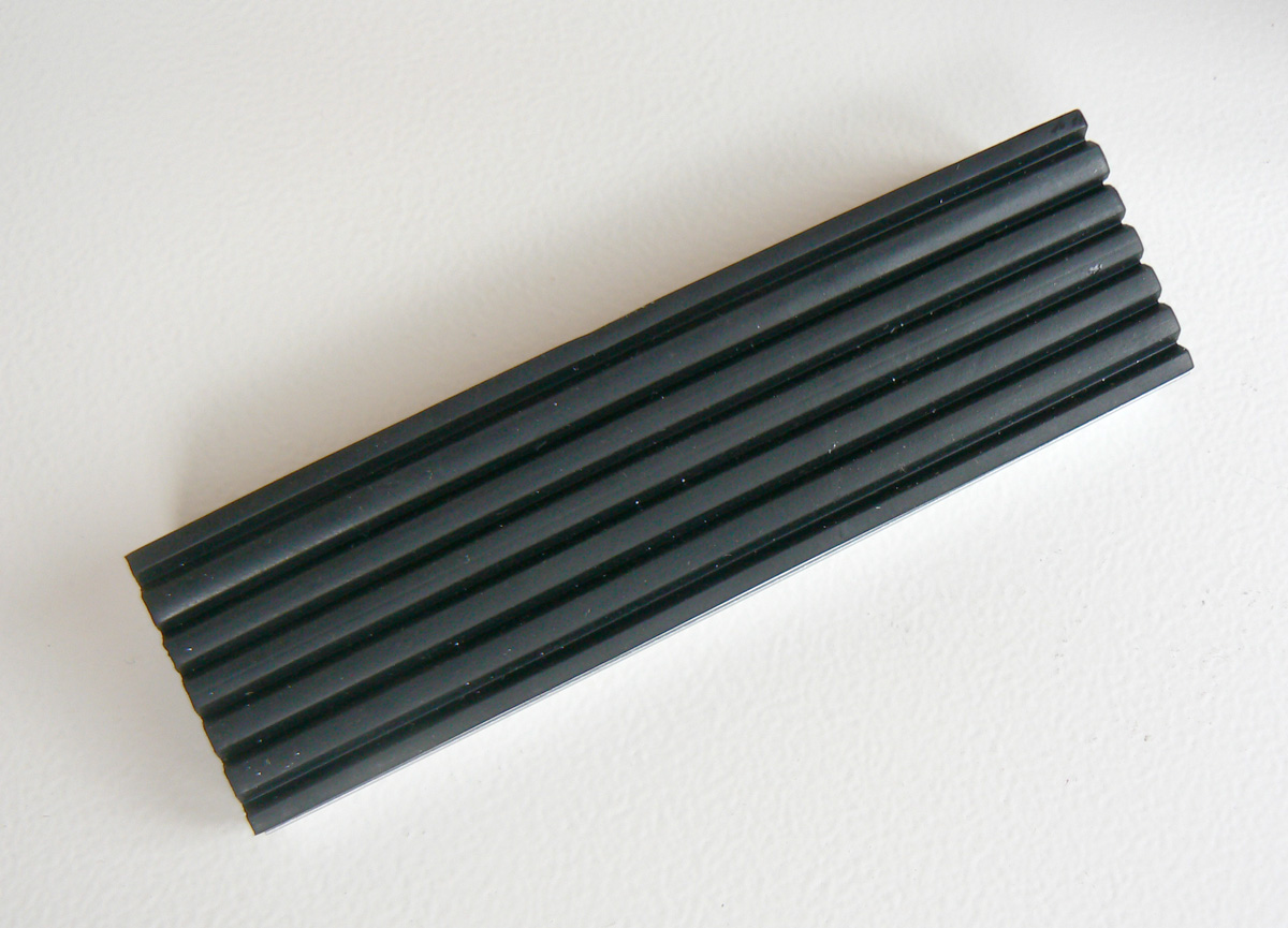 Ochranné hliníkové čelisti do svěráku 125 mm s gumou a magnetem, Condor Werkzeug