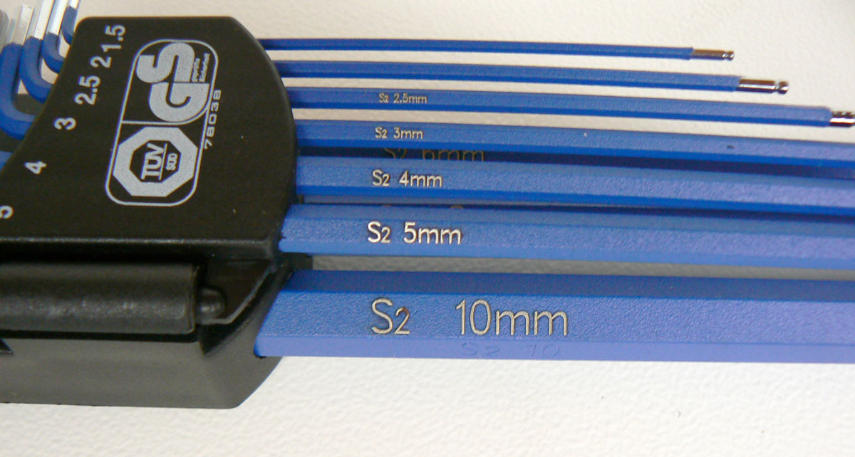 Klíče zástrčné Inbus 1,5 - 10 mm, s koulí, magnetem, prodloužené, S2, 9ks,Triumf