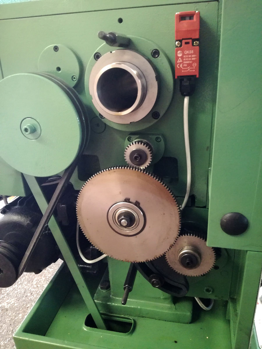 Warco GH1439, klasický hrotový soustruh na kov s převodovkou, 400V, 800 kg