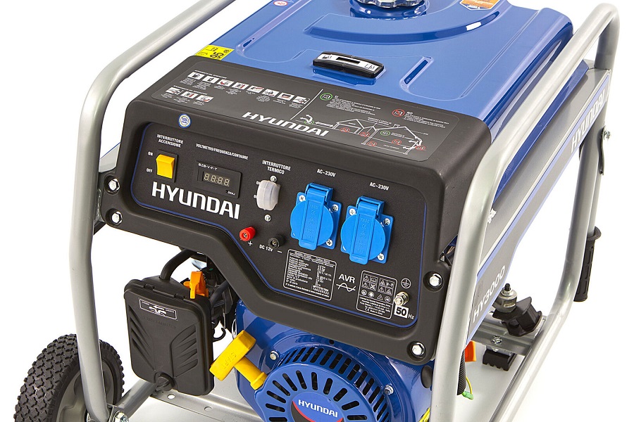 Generátor, elektrocentrála, agregát 2.5 kW, benzínový motor 6.5 HP OHV, HYUNDAI