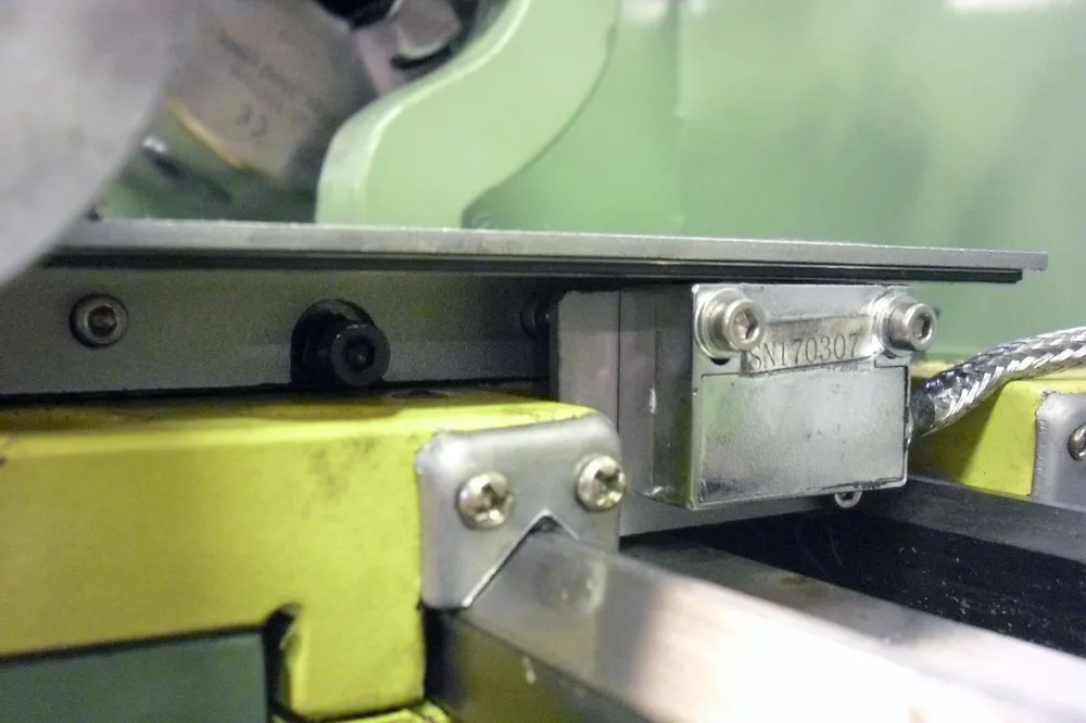 Warco WM 180, stolní soustruh na kov, variabilní otáčky + DRO (digitální odměřování) a bezkartáčový DC motor