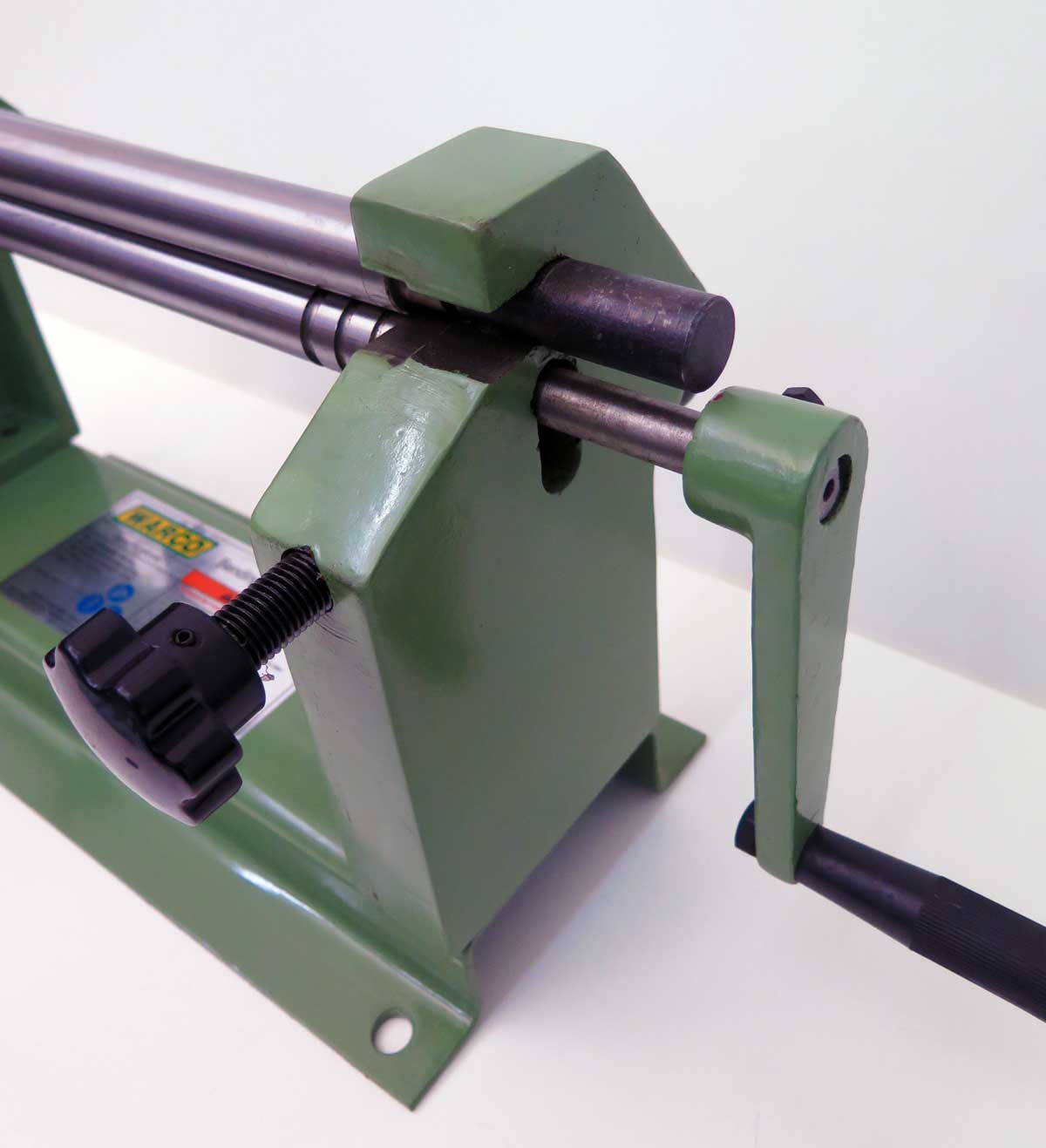 Ruční průmyslová zakružovačka-stáčečka plechu, pro šířku až 305 mm, 17 kg, Warco