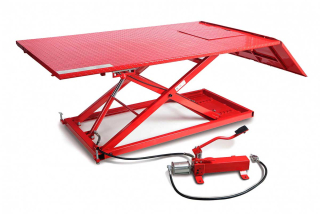 Robustní zvedák na čtyřkolky Quad 400 s hydraulicko-pneumatickým ovládáním, zvednutí až 700 kg, hmotnost 300 kg
