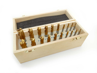 Kvalitní HSS-TiN frézy, 4-břité i 2-břité, 3 - 20 mm, sada 20 ks, dřevěný box