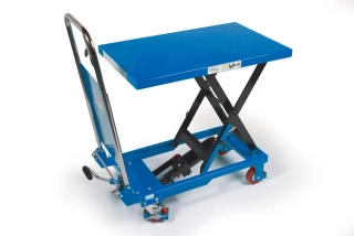 Manipulační vozík s hydraulickým stolem, nosnost až 150 kg, hmotnost 44 kg