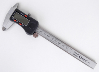 Měřítko posuvné digitální 150 mm, metrické i palcové, mnoho funkcí, Condor Werkzeug